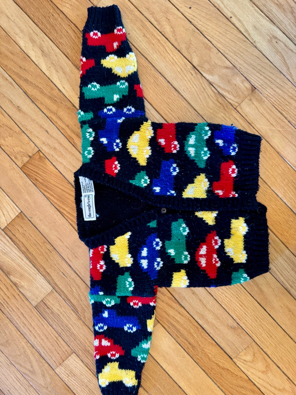 VINTAGE The Eagle's Eye Black Knit Sweater - Classic Cars